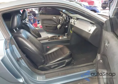 2007 Ford Mustang Gt Deluxe/Gt Premium from USA, damaged, VIN 1ZVFT82H075224012